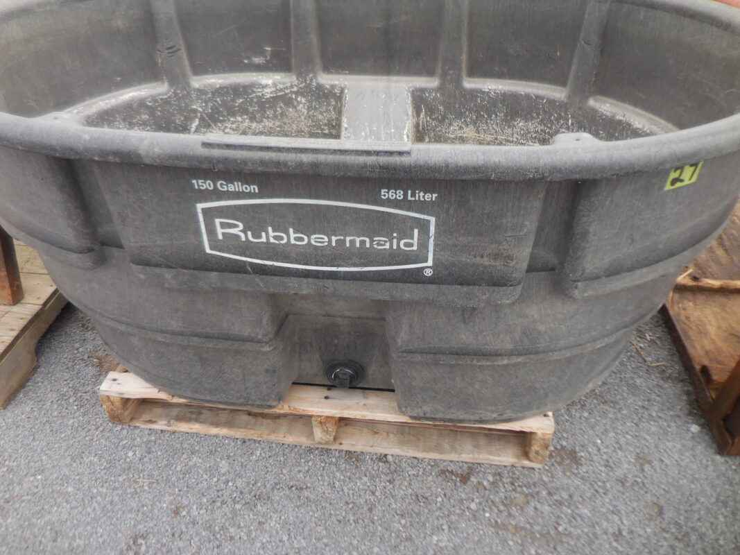 Rubbermaid 150 gallon stock tank